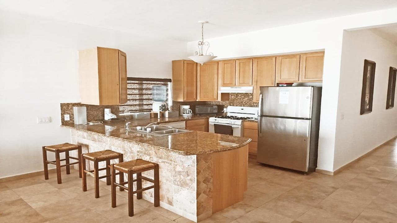 The Suites At Rocky Point 2 Zewnętrze zdjęcie